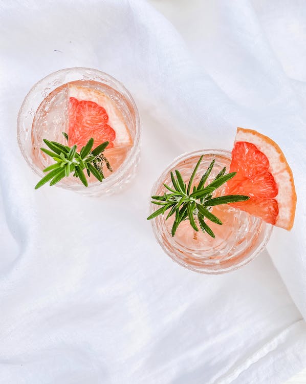 Grapefruit-Mineral-Water