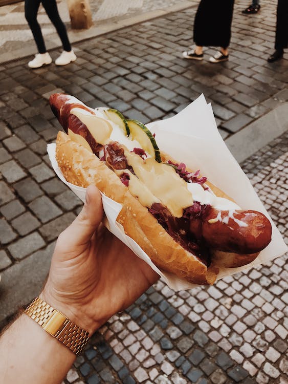 Bratwurst Hotdog