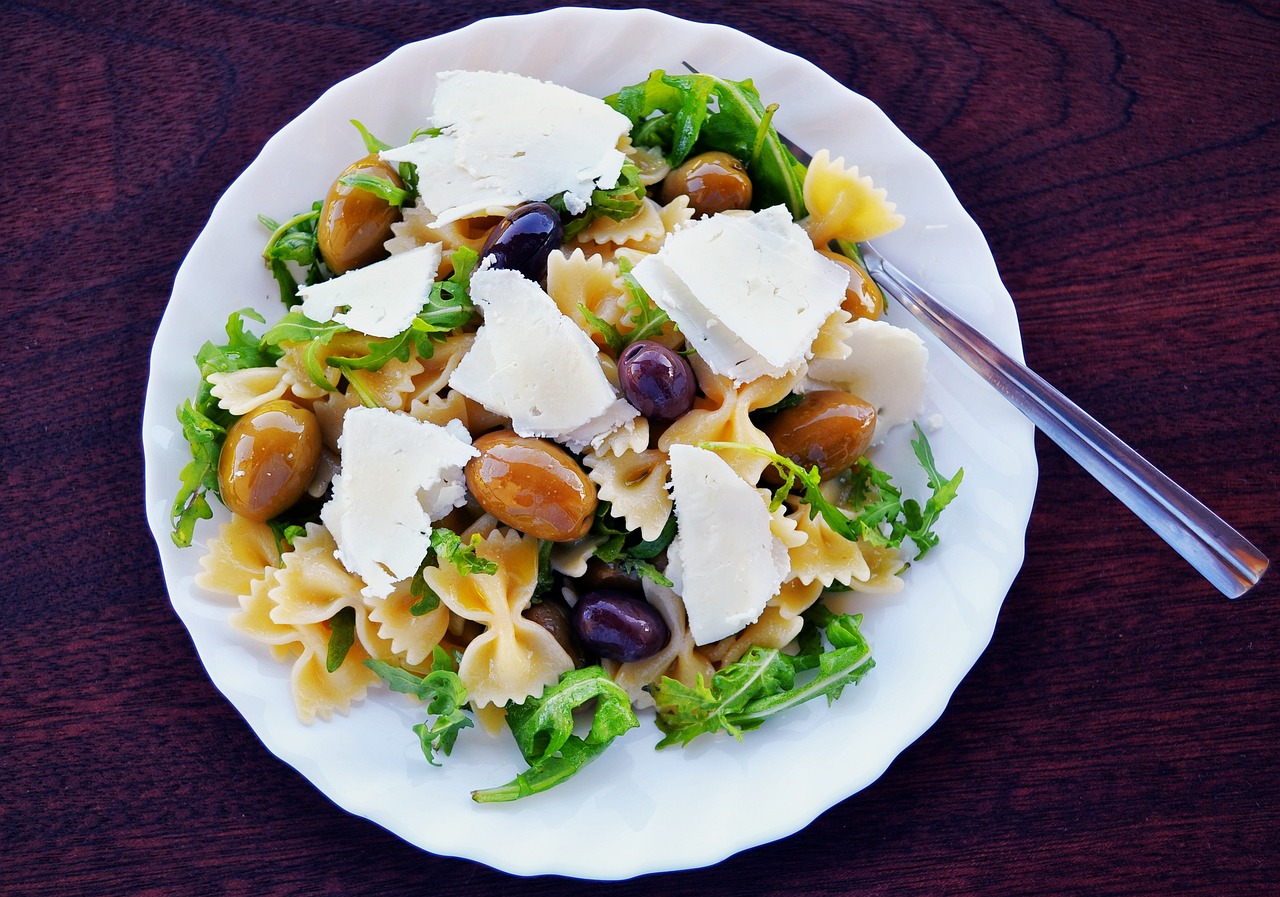 Pasta and Feta Cheese Salad